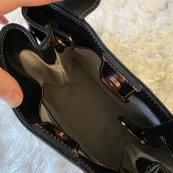 Mario Valentino Bag- Excellent Condition - Picture 5 of 10